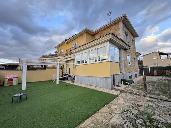 Casa de 0,034 ha en venta en Avila, Avila