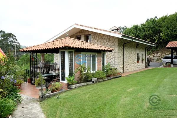 Finca rústica de 1,318 ha en venta en Golbardo, Cantabria