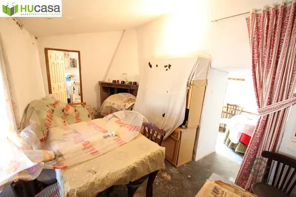 Casa de 0,02 ha en venta en Menasalbas, Toledo