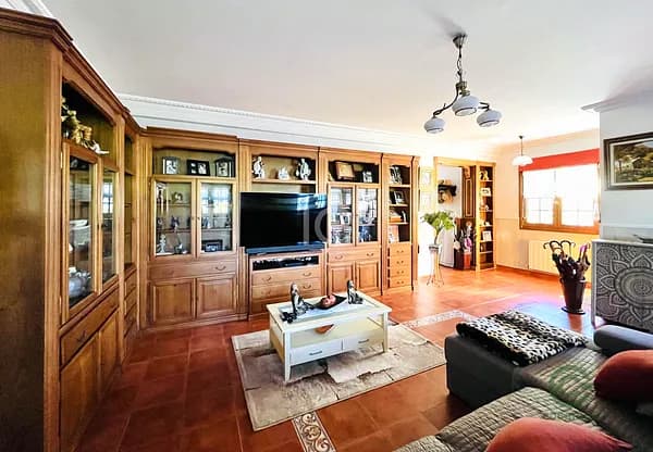 Casa de 0,1 ha en venta en Berango, Bizkaia-vizcaya