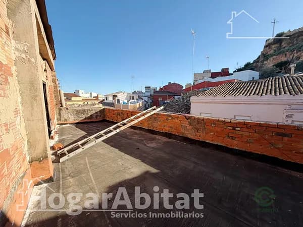 Casa de 0,0359 ha en venta en Sagunto, Valencia
