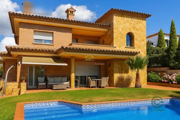 Casa de 0,0521 ha en venta en Platja d´aro, Girona