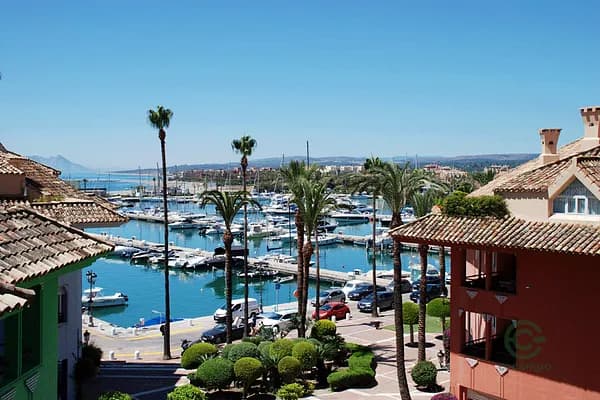 Casa de 0,007 ha en venta en Sotogrande, Cadiz