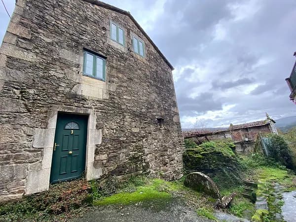 Casa de 0,04 ha en venta en Lousame, A coruña