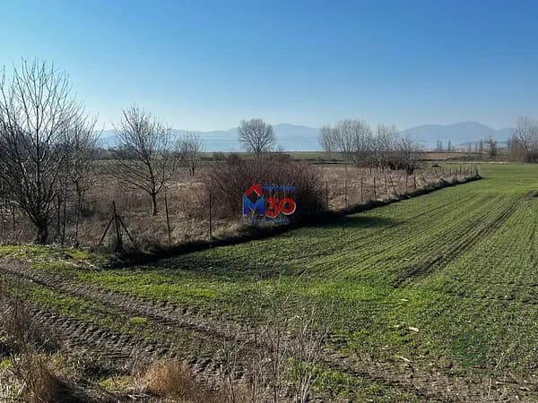 Finca agrícola de 0,67 ha en venta en Miranda de ebro, Burgos