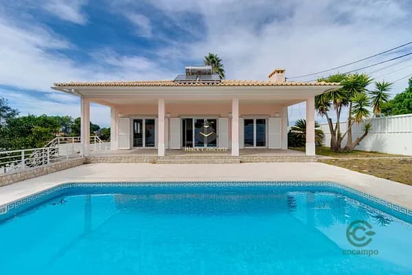 Casa de 0,0859 ha en venta en Sesimbra (castelo), Setúbal