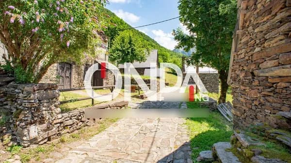 Finca rústica de 0,0077 ha en venta en Canejan, Lleida