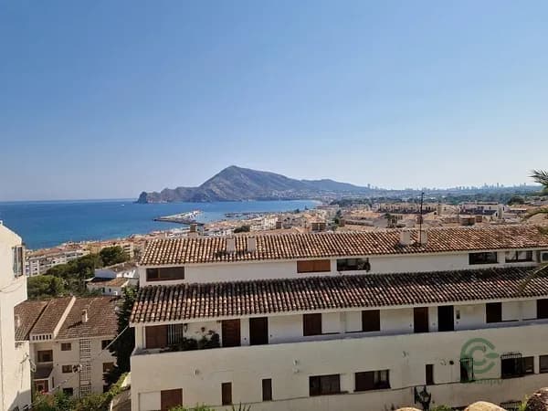 Casa de 0,0328 ha en venta en Alicante