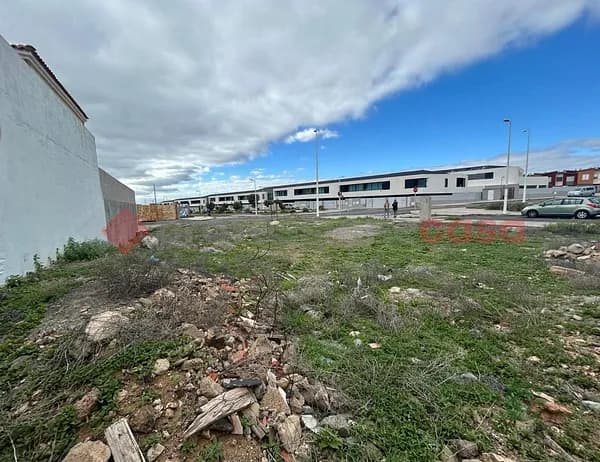 Terreno urbano de 0,02 ha en venta en Santa lucia de tirajana, Las palmas