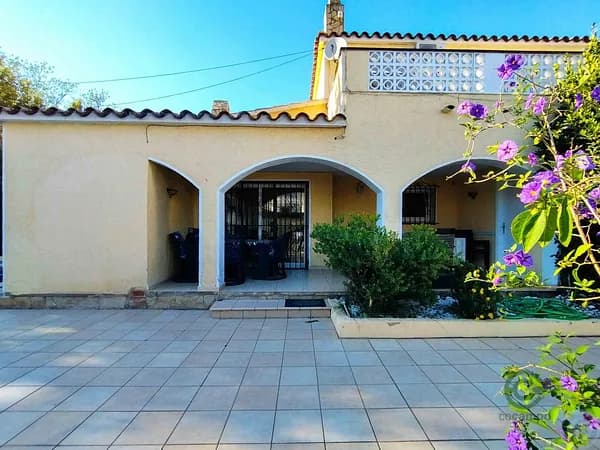 Casa de 0,0366 ha en venta en Empuriabrava, Girona