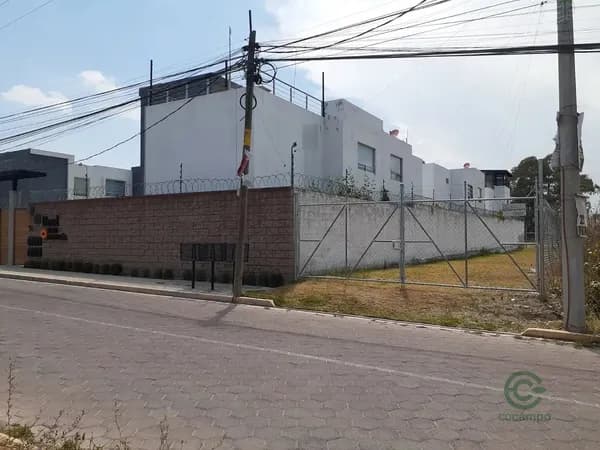 Terreno urbano de 0,45 ha en venta en Puebla
