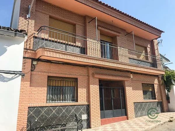 Finca de recreo de 0,0186 ha en venta en Villacarrillo, Jaén