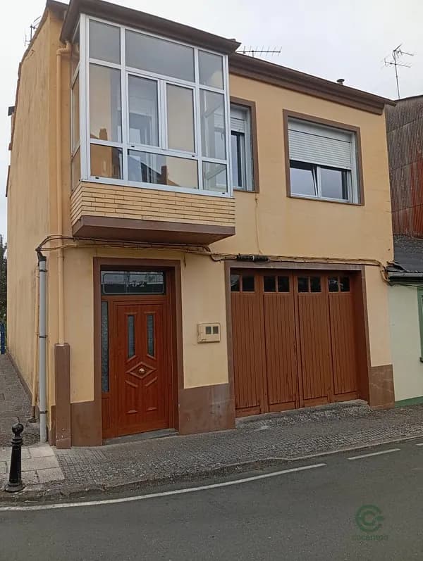 Casa de 0,0224 ha en venta en Lugo, Lugo