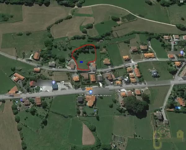 Terreno urbano de 0,25 ha en venta en Villaescusa, Cantabria