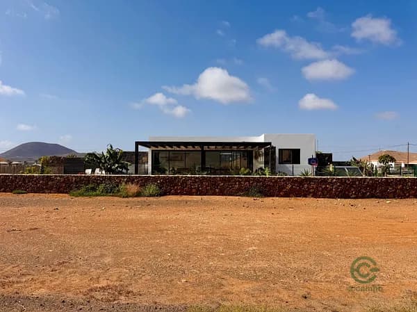 Casa de 0,1 ha en venta en Las palmas