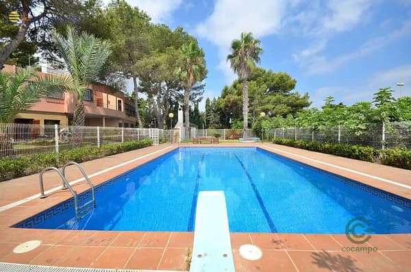 Casa de 0,5 ha en venta en Torrevieja, Alicante