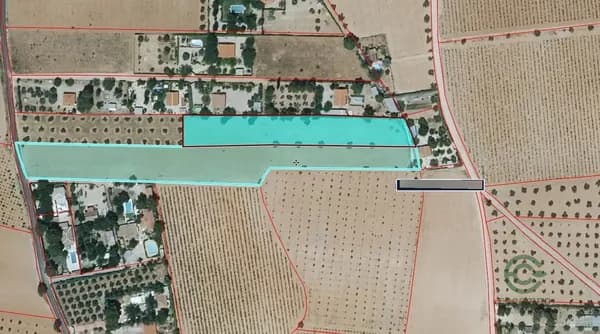 Finca agrícola de 1,2753 ha en venta en Valdepenas, Ciudad real