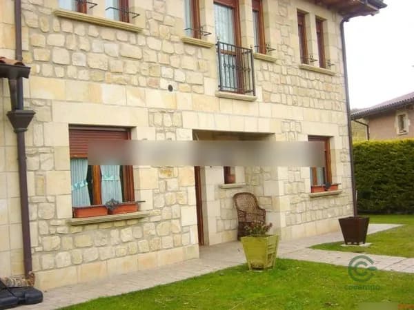 Casa de 0,08 ha en venta en Condado de treviño, Burgos