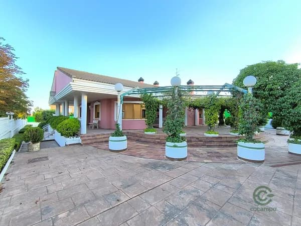 Casa de 0,1797 ha en venta en Caudete, Albacete