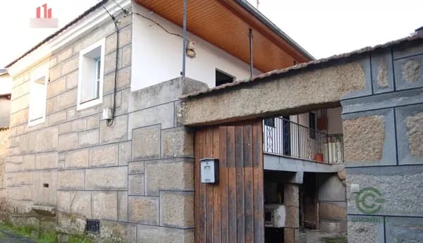 Casa de 0,0142 ha en venta en San cibrao das viñas, Orense