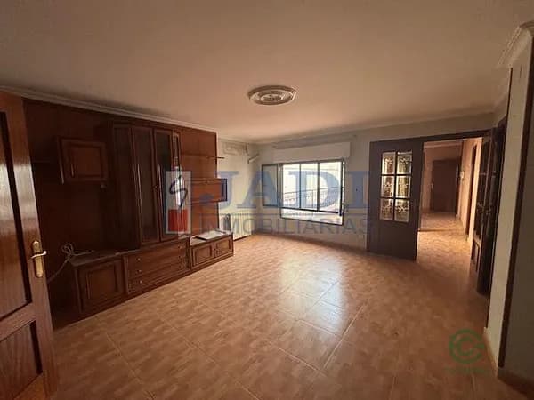 Casa de 0,0421 ha en venta en Valdepeñas, Ciudad real