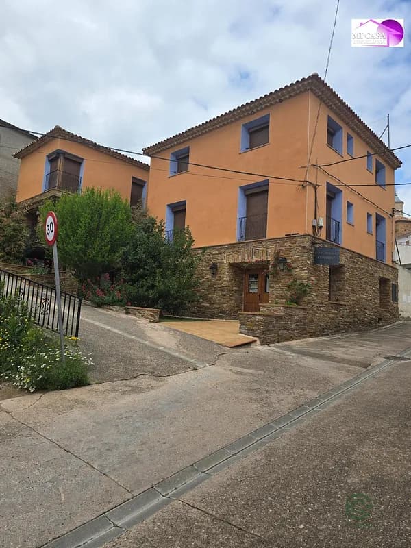 Casa de 0,0437 ha en venta en Carenas, Zaragoza