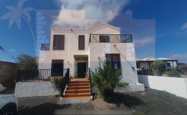 Casa de 0,122 ha en venta en Teguise, Las palmas