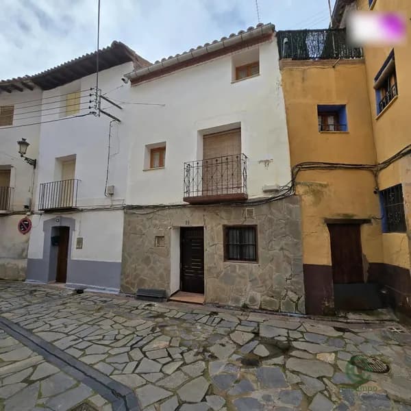 Casa de 0,0164 ha en venta en Ariza, Zaragoza