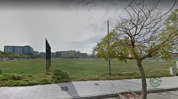 Terreno urbano de 0,0314 ha en venta en Alzira, Valencia