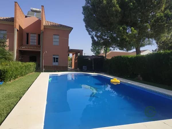 Finca rústica de 0,025 ha en venta en Espartinas, Sevilla