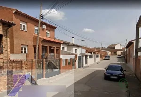 Casa de 0,025 ha en venta en Cebolla, Toledo