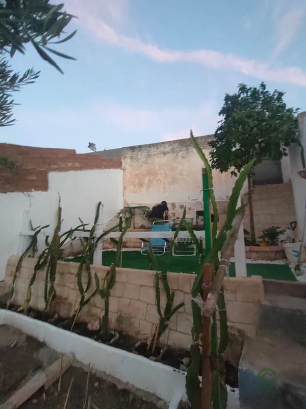 Casa de 0,01 ha en venta en Málaga