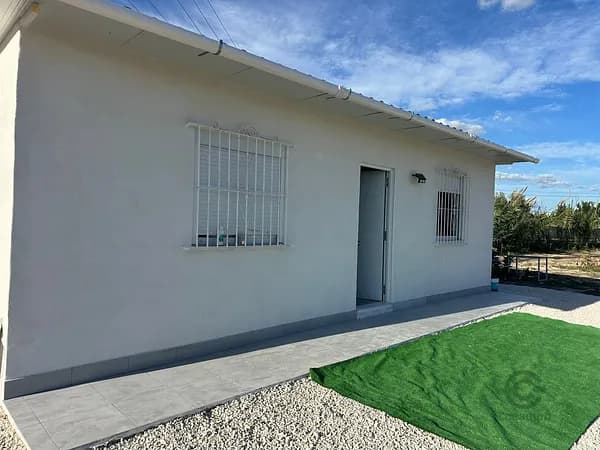 Finca de recreo de 0,35 ha en venta en Mutxamel, Alicante
