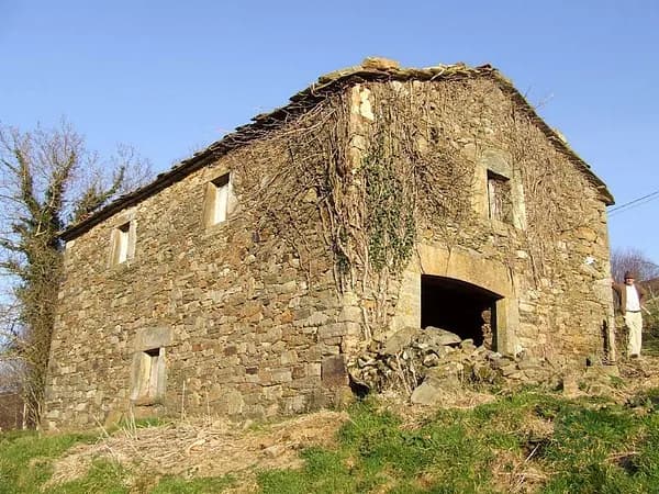 Finca rústica de 0,75 ha en venta en Asturias