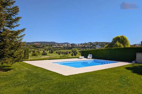 Finca de recreo de 0,1138 ha en venta en Gorraiz, Navarra