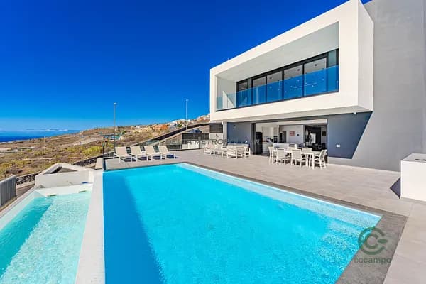 Casa de 0,086 ha en venta en Adeje, Tenerife