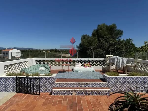 Casa de 0,132 ha en venta en Silves, Faro