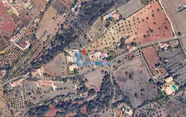 Terreno urbano de 0,0968 ha en venta en Portimão, Algarve