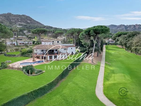 Casa de 0,3 ha en venta en Santa cristina d`aro, Girona