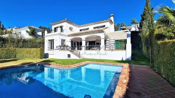 Casa de 0,1188 ha en venta en Sotogrande, Cadiz