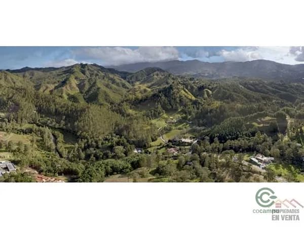 Finca rústica de 0,4772 ha en venta en Antioquia