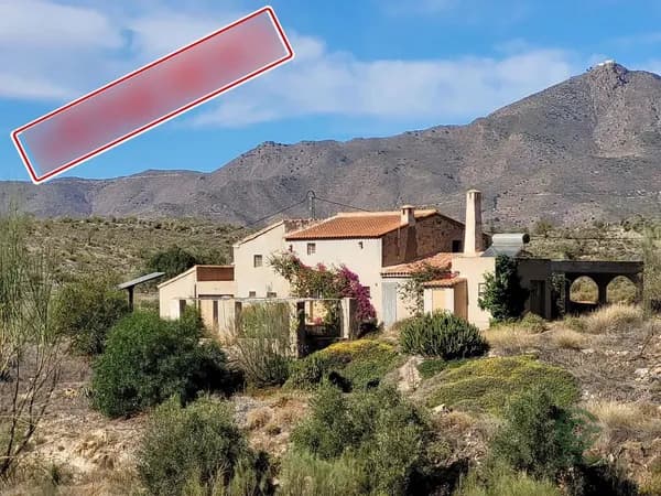 Finca de recreo de 10 ha en venta en Sorbas, Almeria