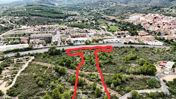 Finca rústica de 1,6409 ha en venta en El perello, Tarragona