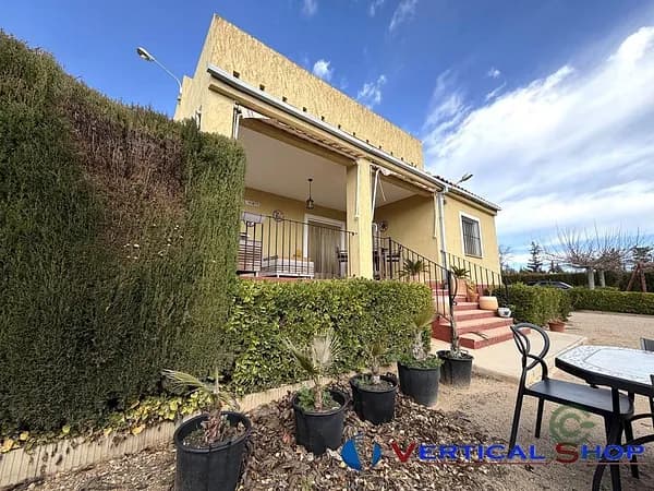 Finca rústica de 0,3455 ha en venta en Caudete, Albacete