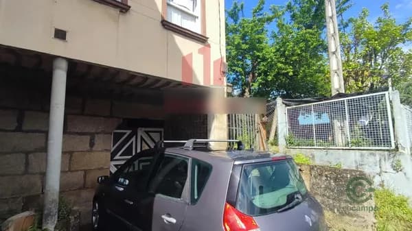 Casa de 0,0073 ha en venta en Ourense, Orense