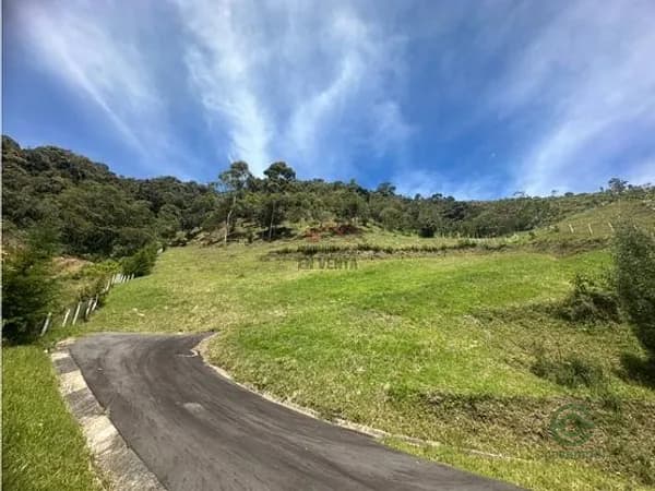 Finca agrícola de 1,4005 ha en venta en Antioquia