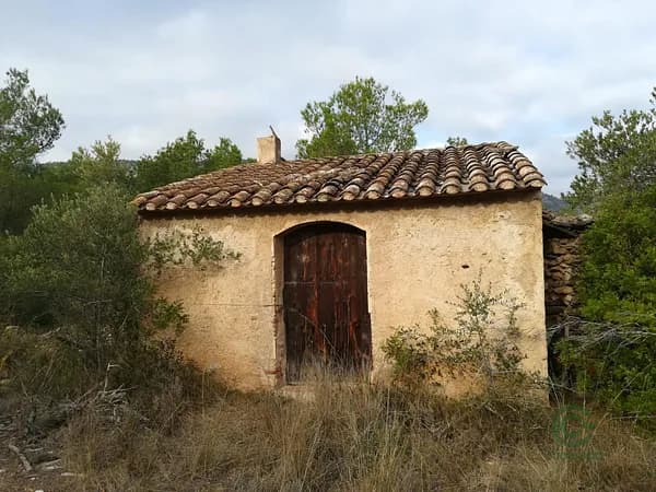 Finca rústica de 1,9442 ha en venta en Vilanova d'escornalbou, Tarragona
