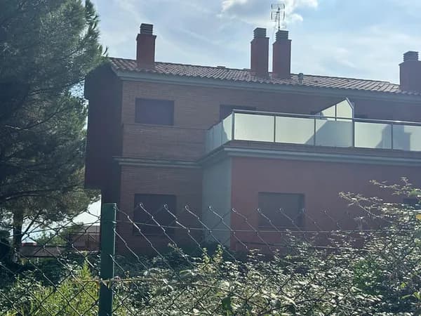 Casa de 541 ha en venta en Canoves, Barcelona