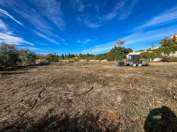 Finca rústica de 0,2116 ha en venta en Padul, Granada
