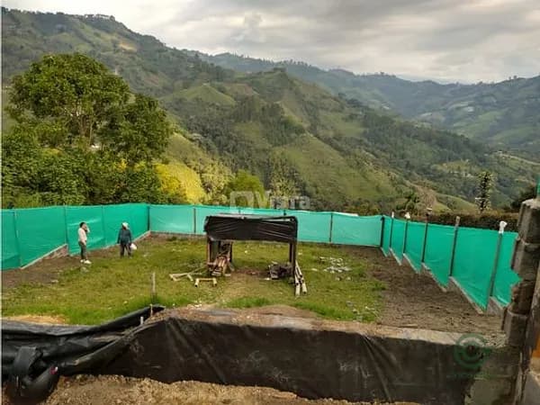 Terreno urbano de 0,0375 ha en venta en Caldas